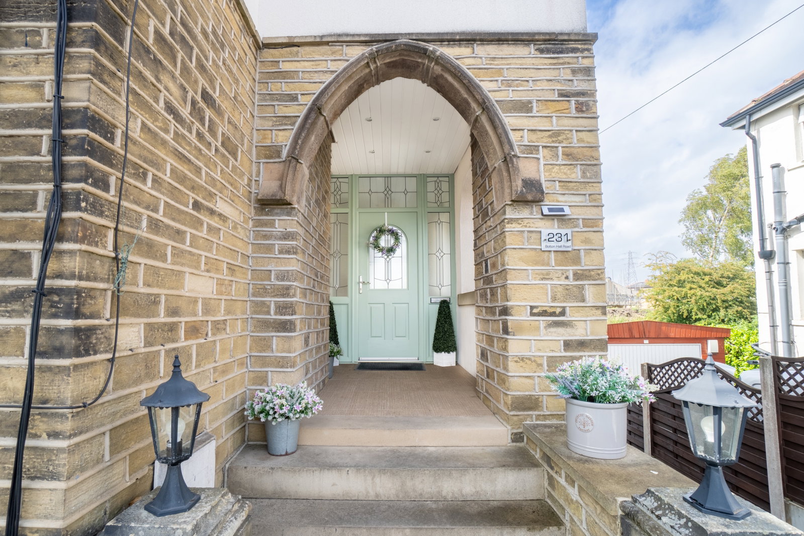 Detached House in Bradford