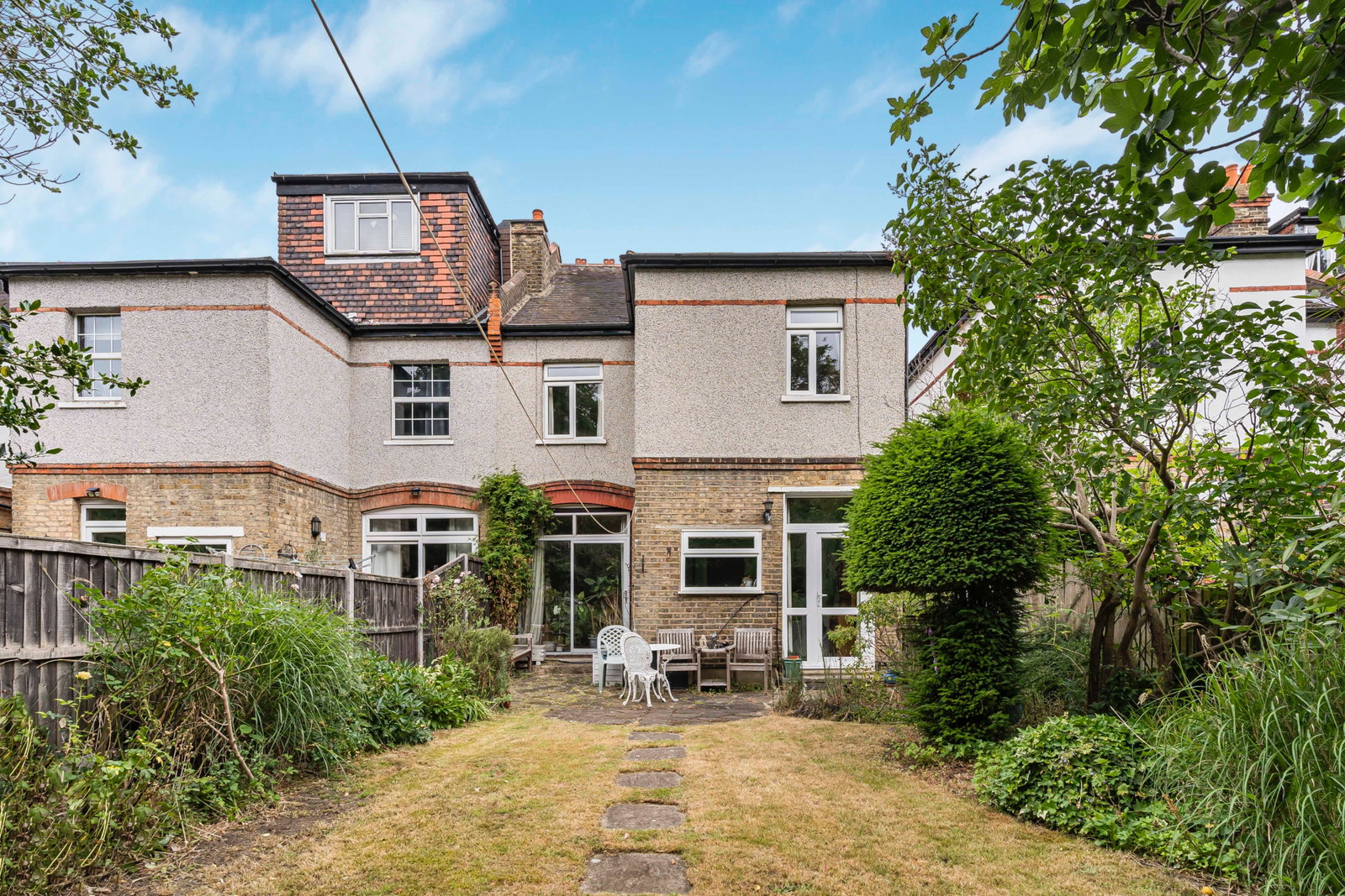 Semi Detached House in London