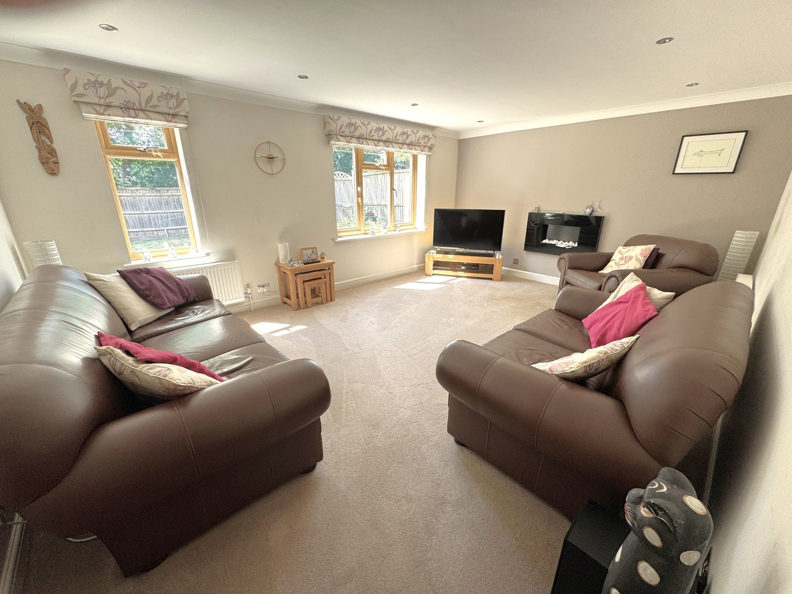 Detached House in Milton Keynes
