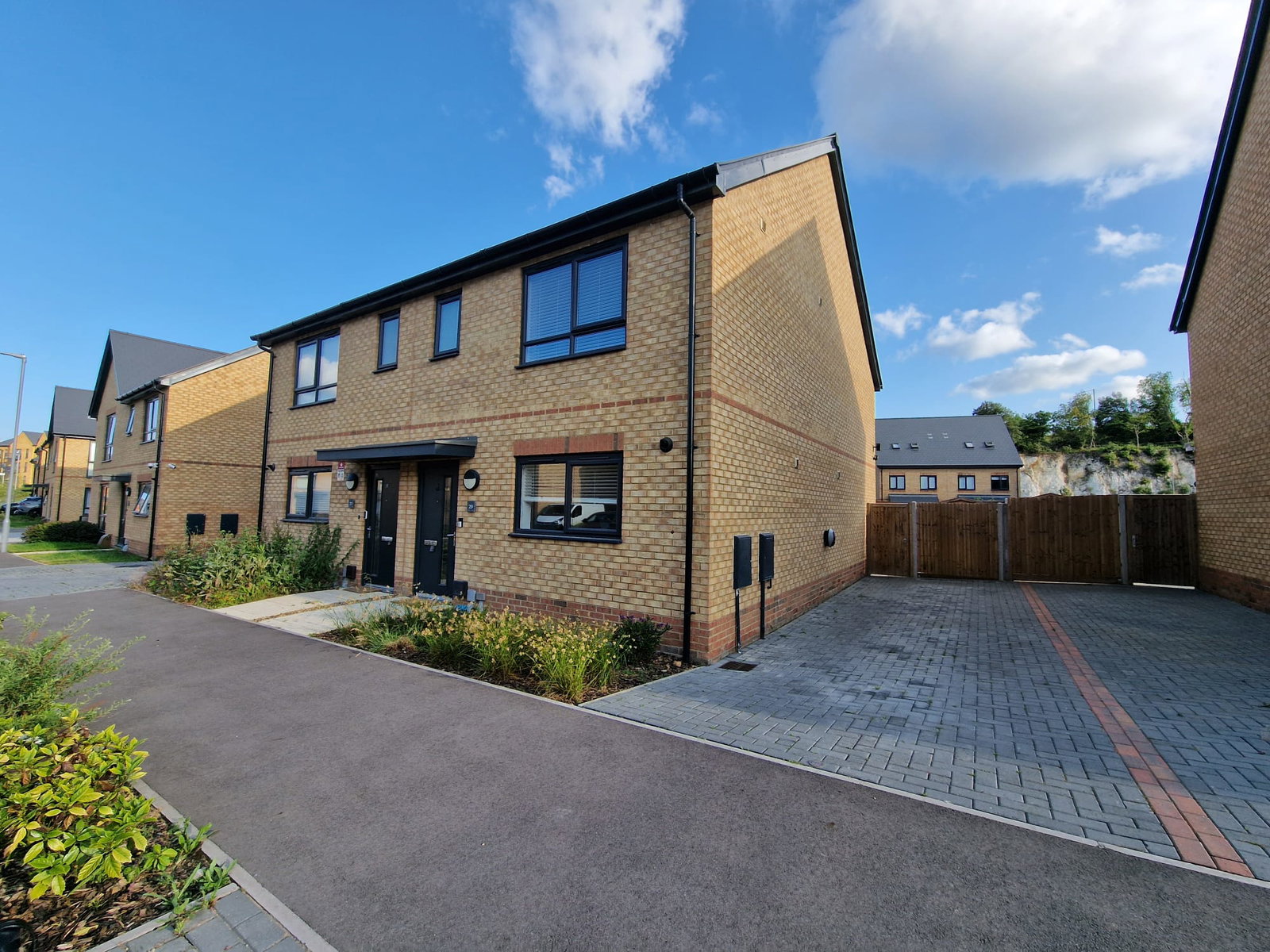 Semi Detached House in Greenhithe