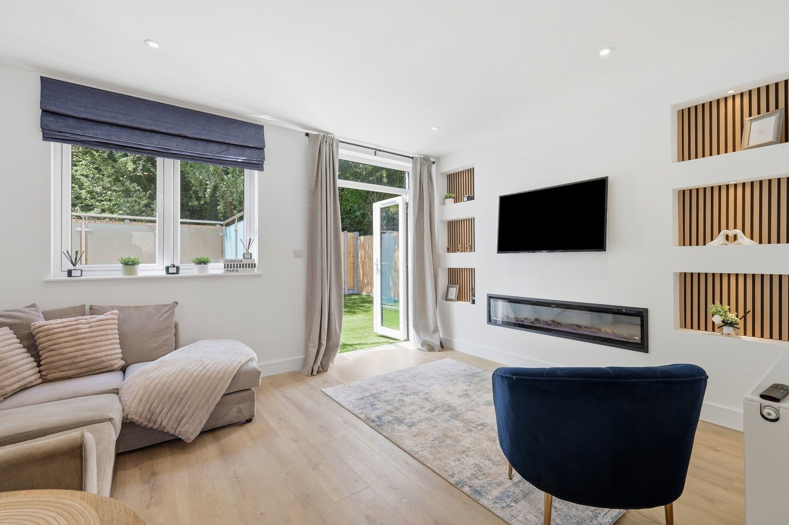 Terraced House for sale in Purley, Elmford Close, Purley, CR8, 1085 m²