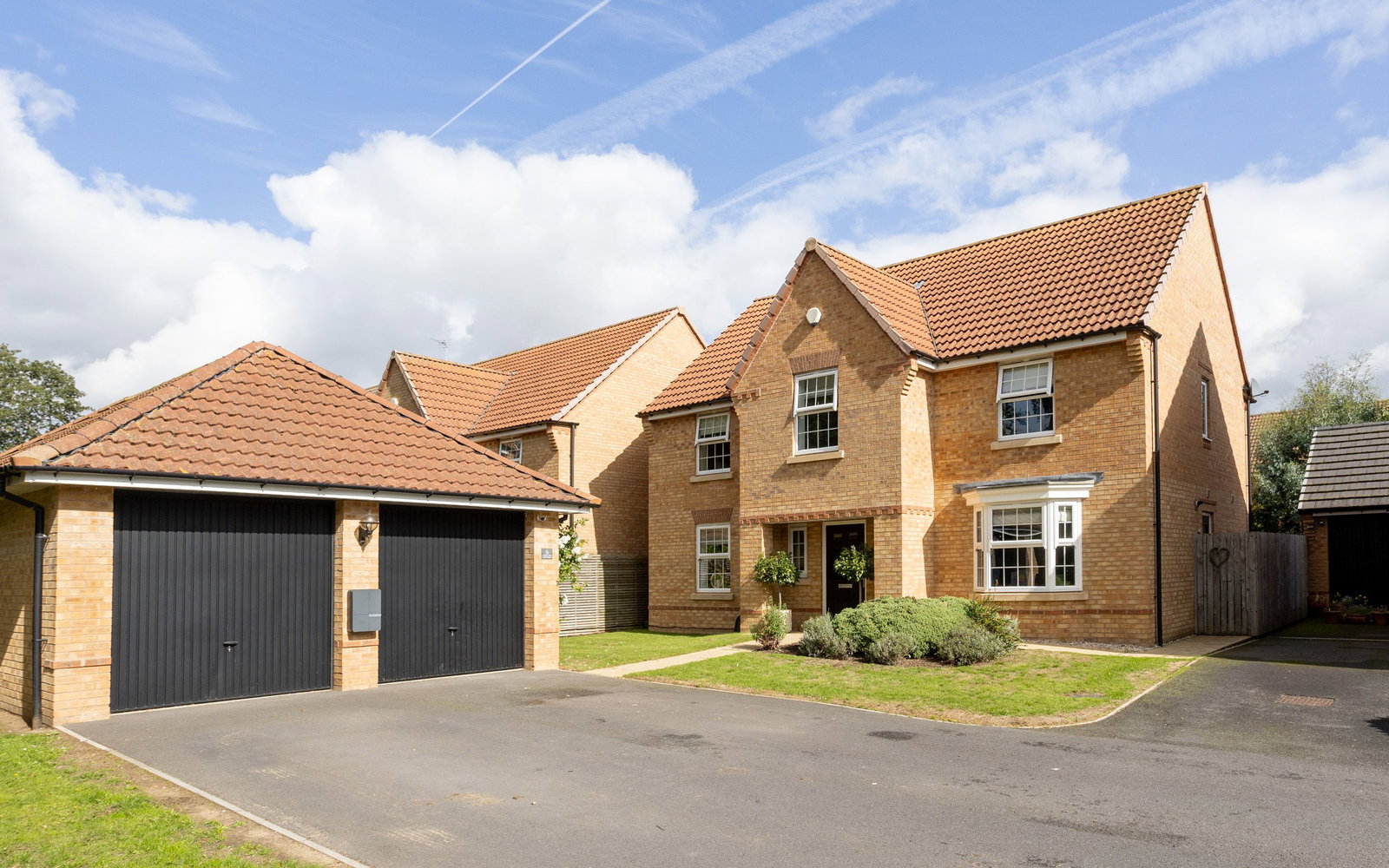 Detached House for sale in York, Garbutt Close, Stamford Bridge, York, YO41 1SG, 2013 m²