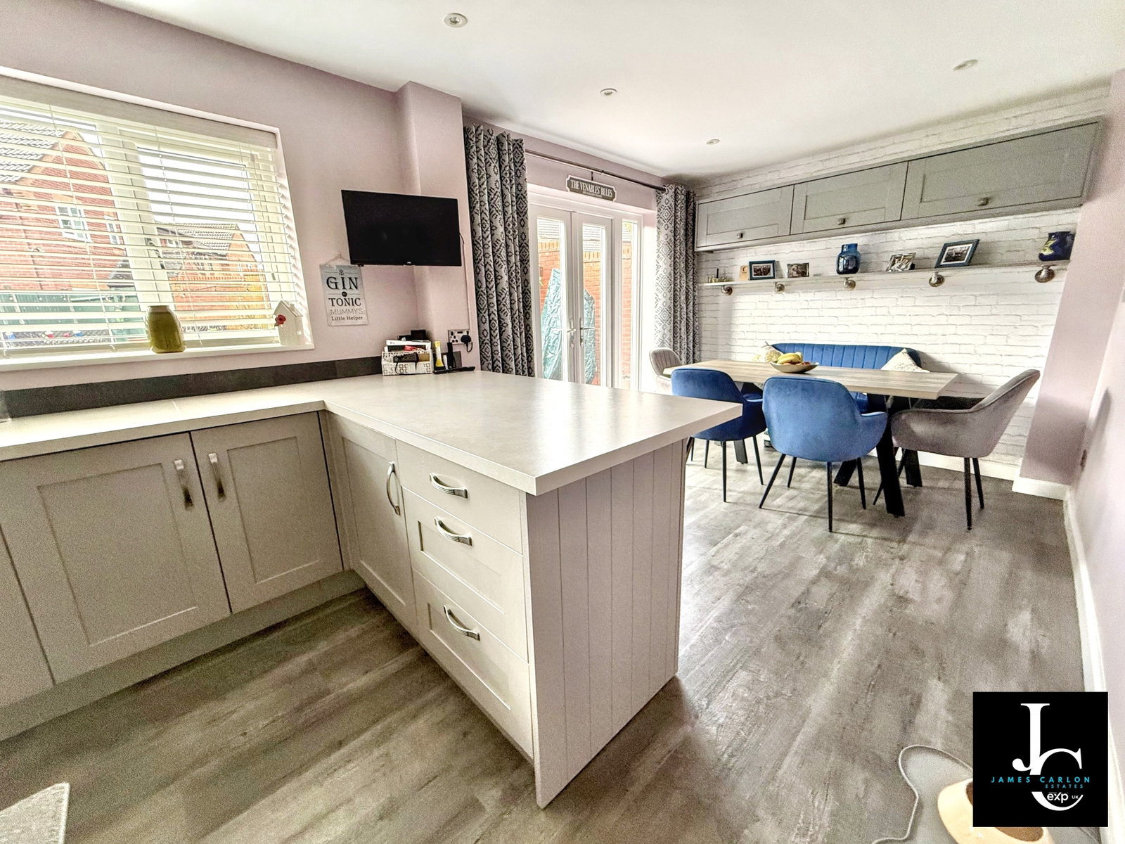 Detached House in Telford