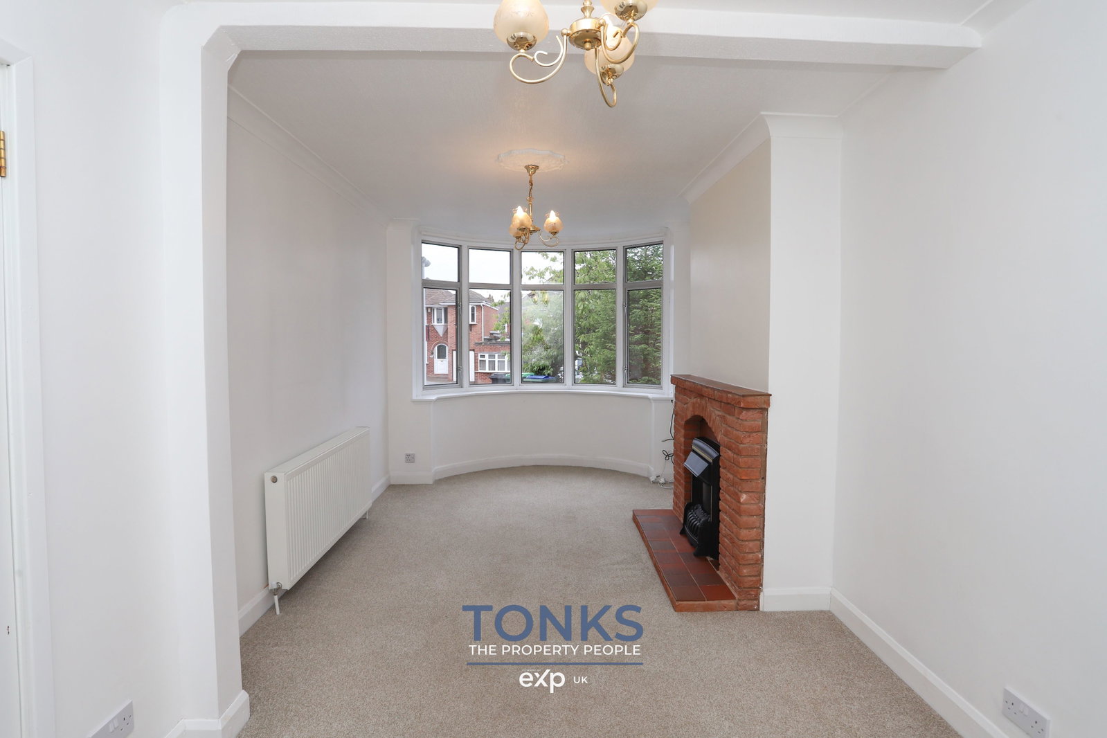Semi Detached House in Oldbury