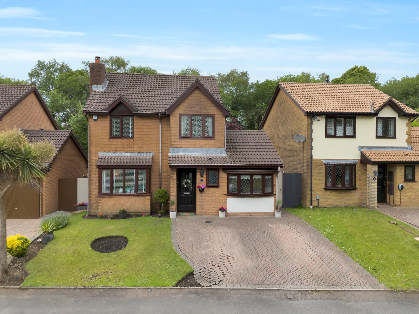 Detached House in Swansea