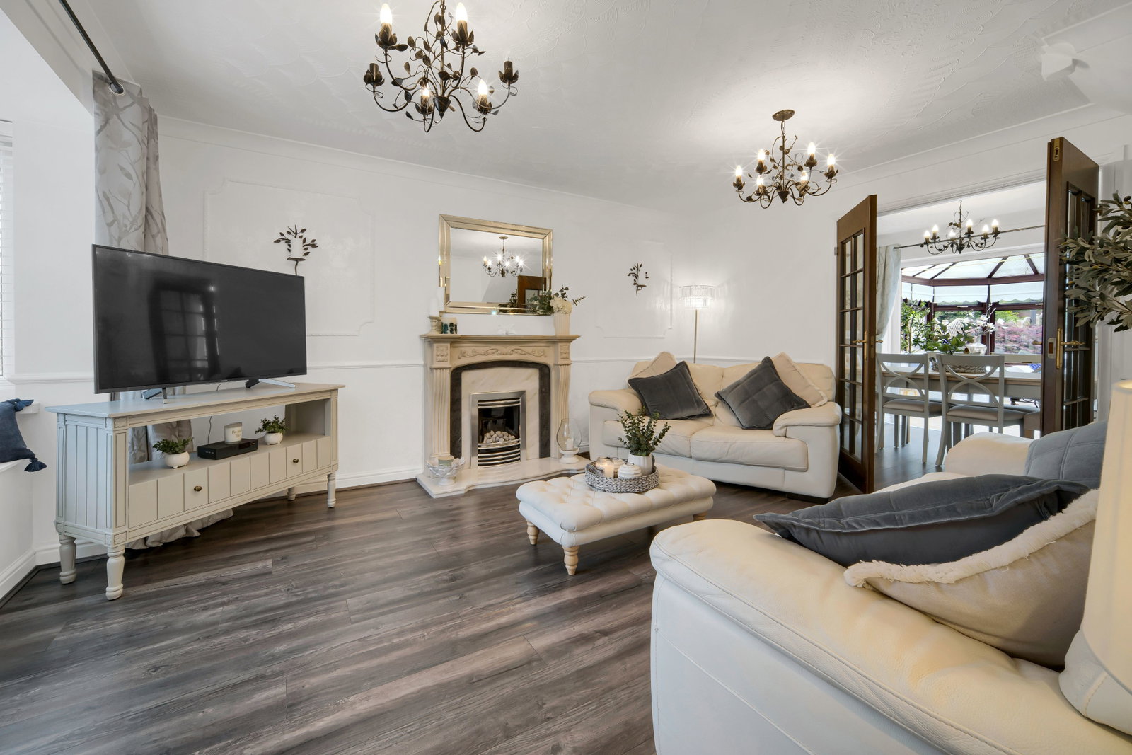 Detached House in Swansea