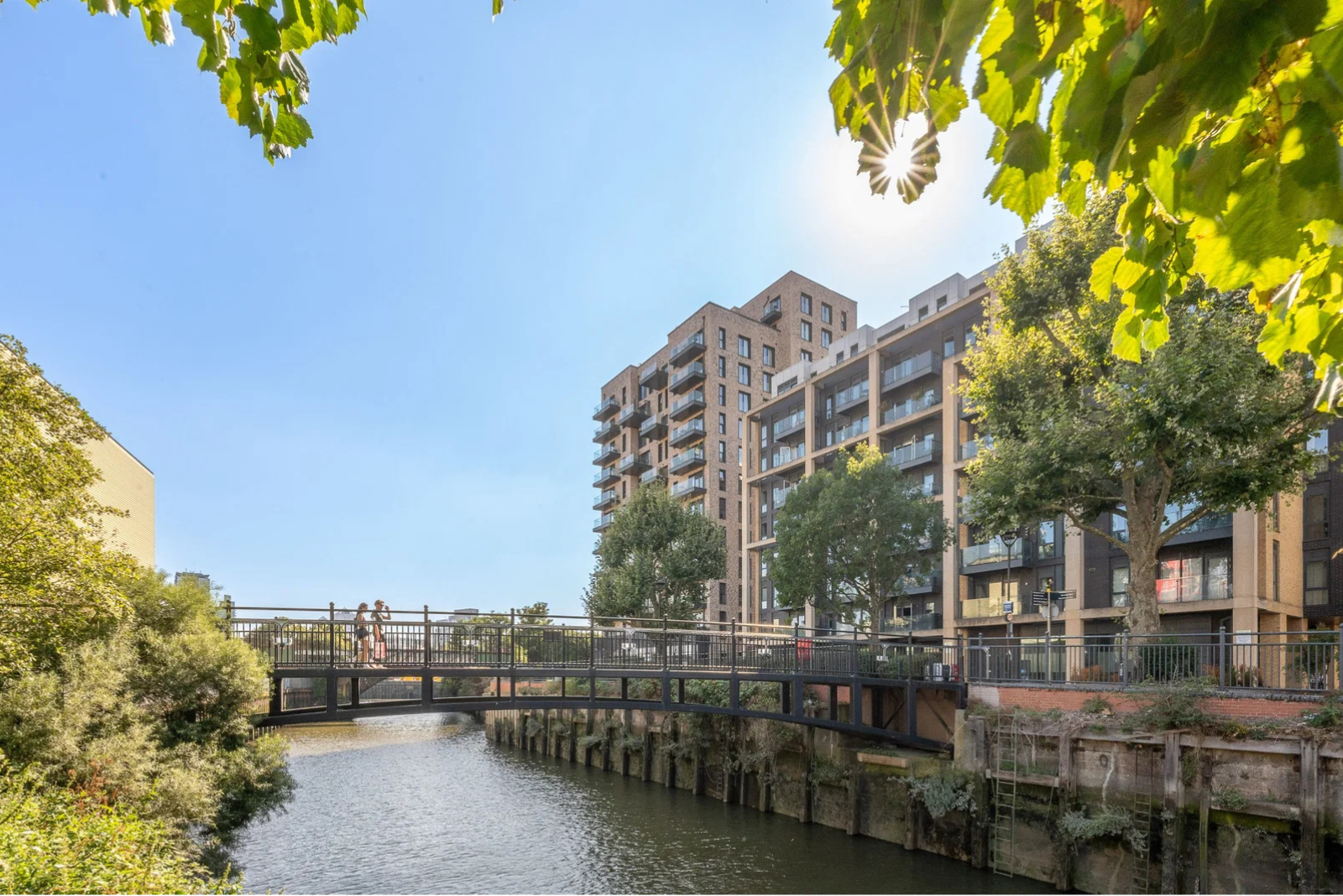 Apartment for sale in London, Causeway House, SW18