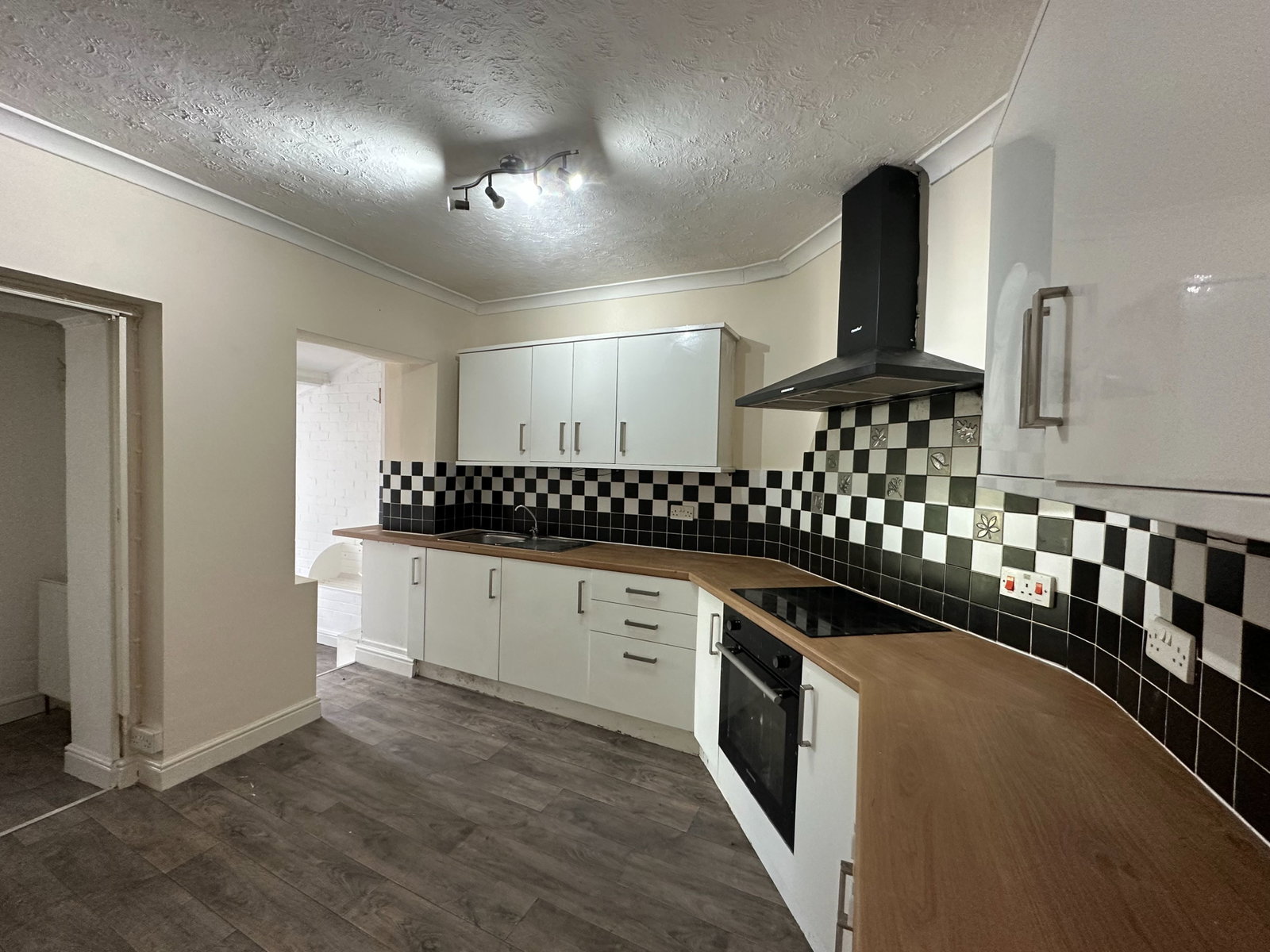 End Of Terrace House in Newton Abbot