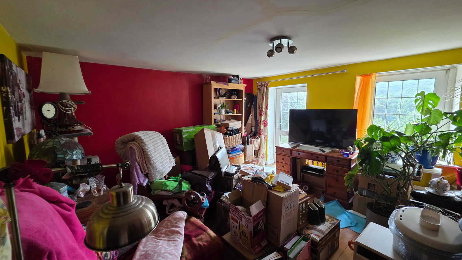 Terraced House in Pontypool