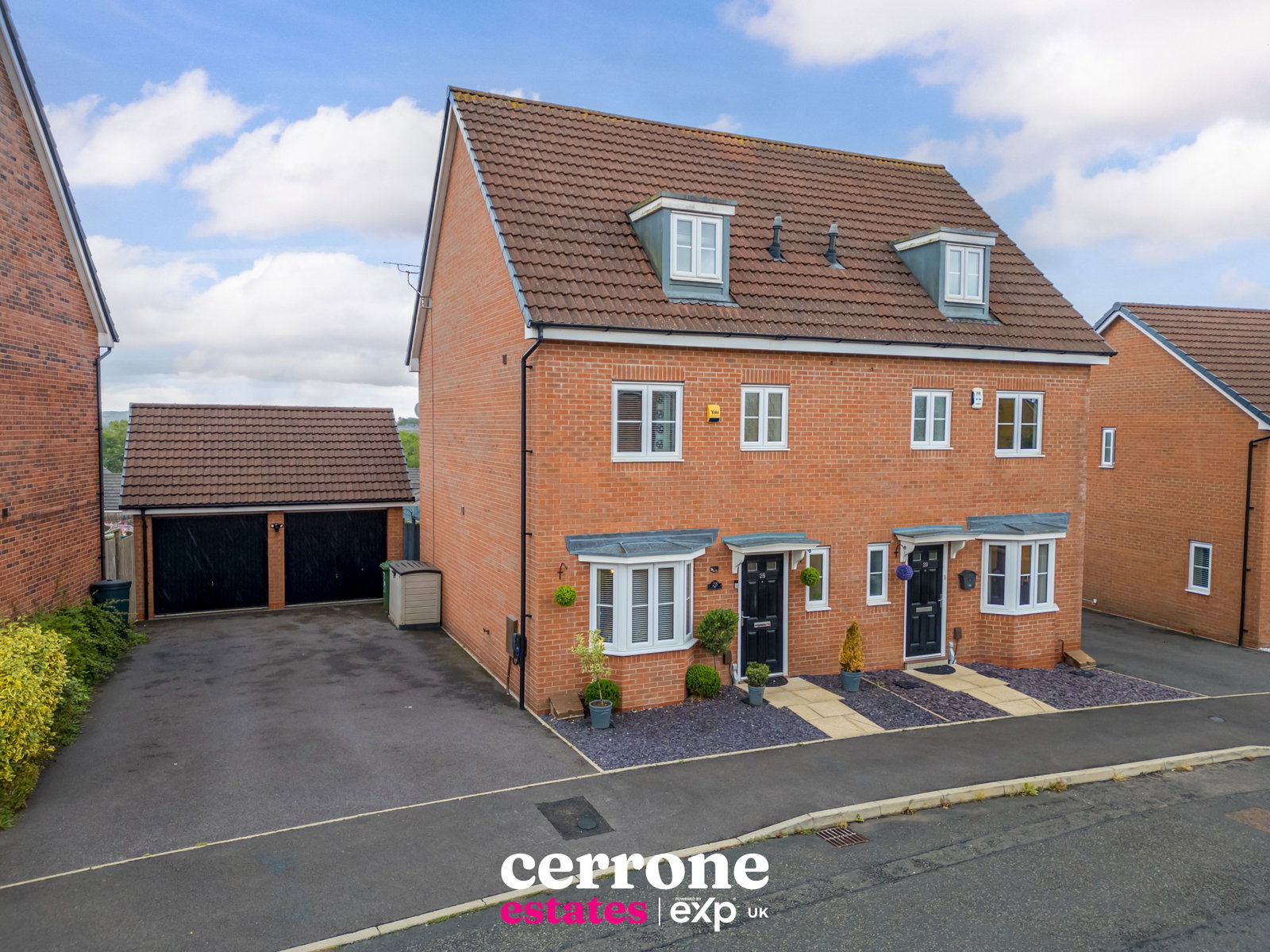 Semi Detached House in Redditch