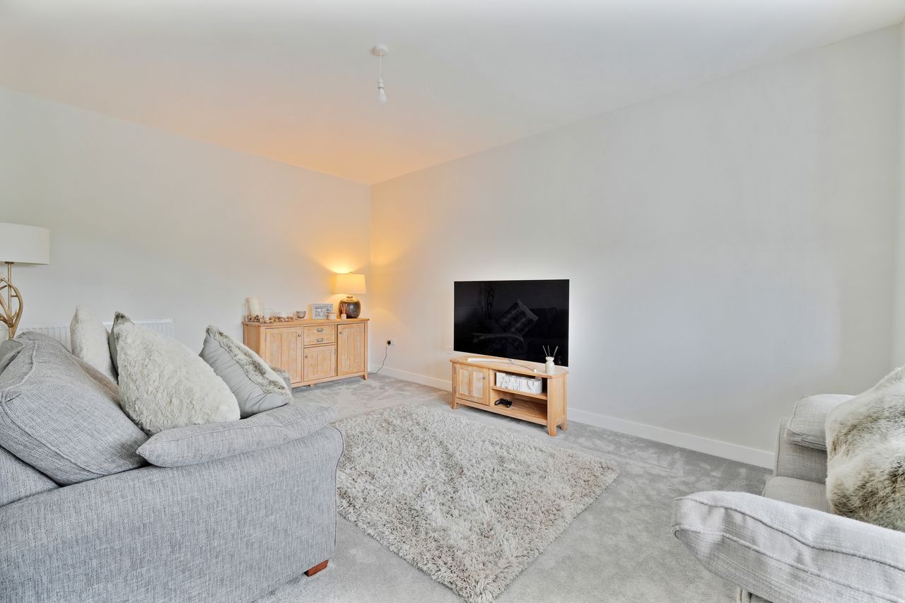 Detached House for sale in Rotherham, Clarell Walk, Thorpe Hesley, Rotherham S61