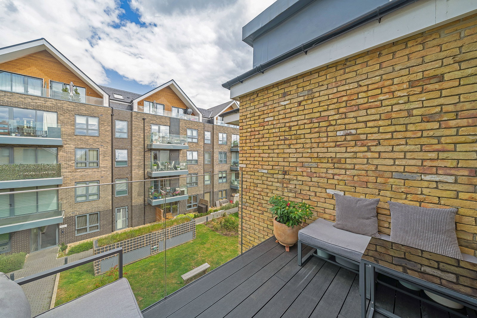 Apartment in Greater London