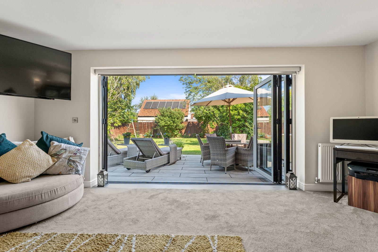 Bungalow in Newark