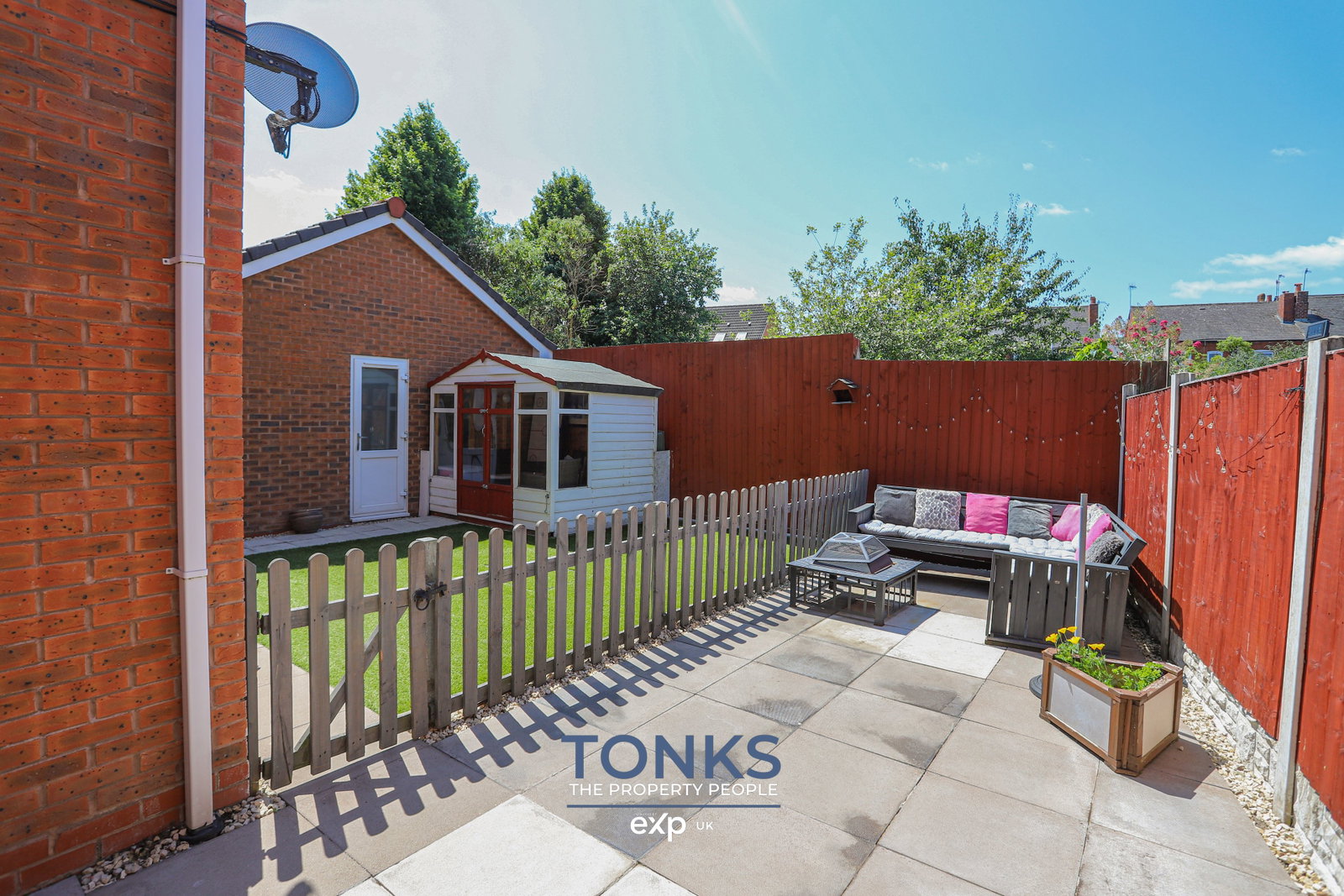 Detached House in Cradley Heath