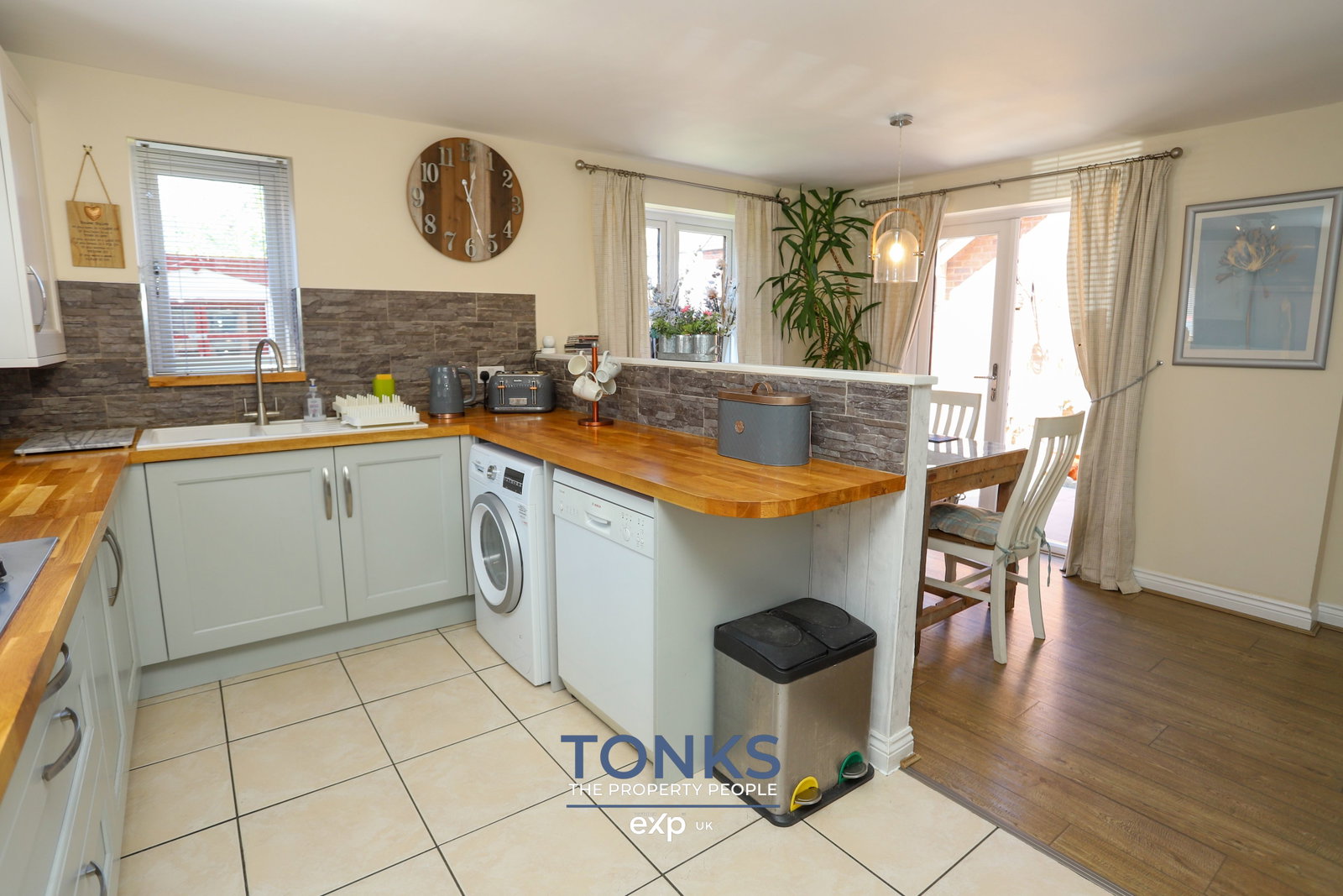 Detached House in Cradley Heath