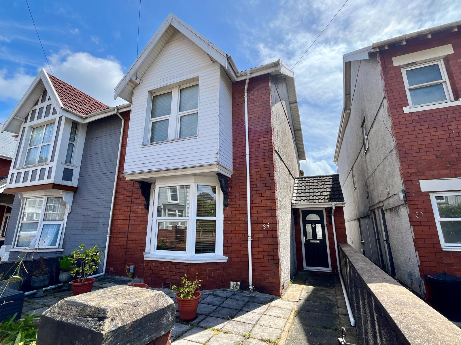 Semi Detached House in Swansea