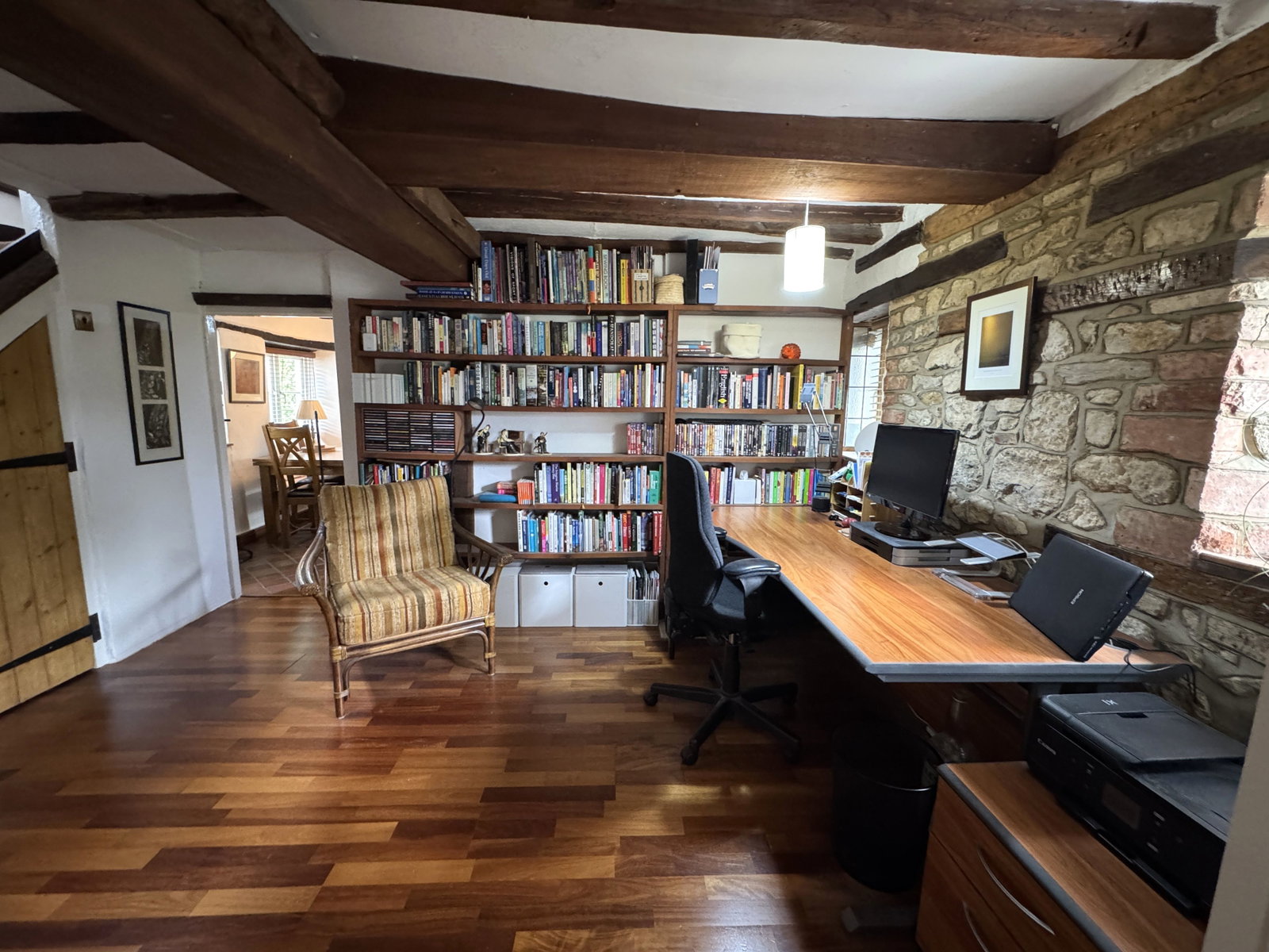 Semi Detached House in Buckingham