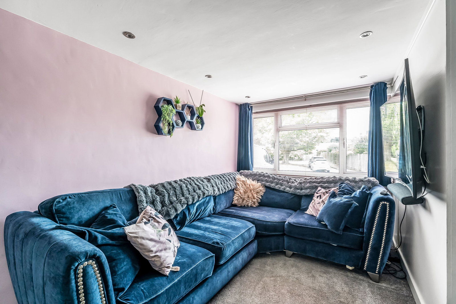Town House in Banstead