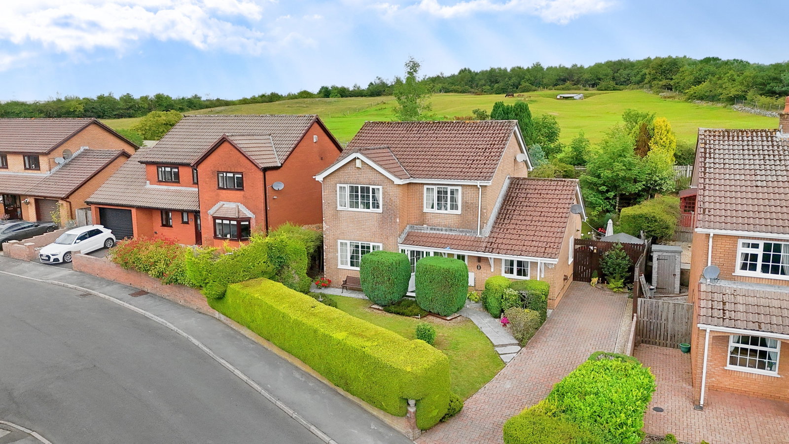 Detached House in Ebbw Vale