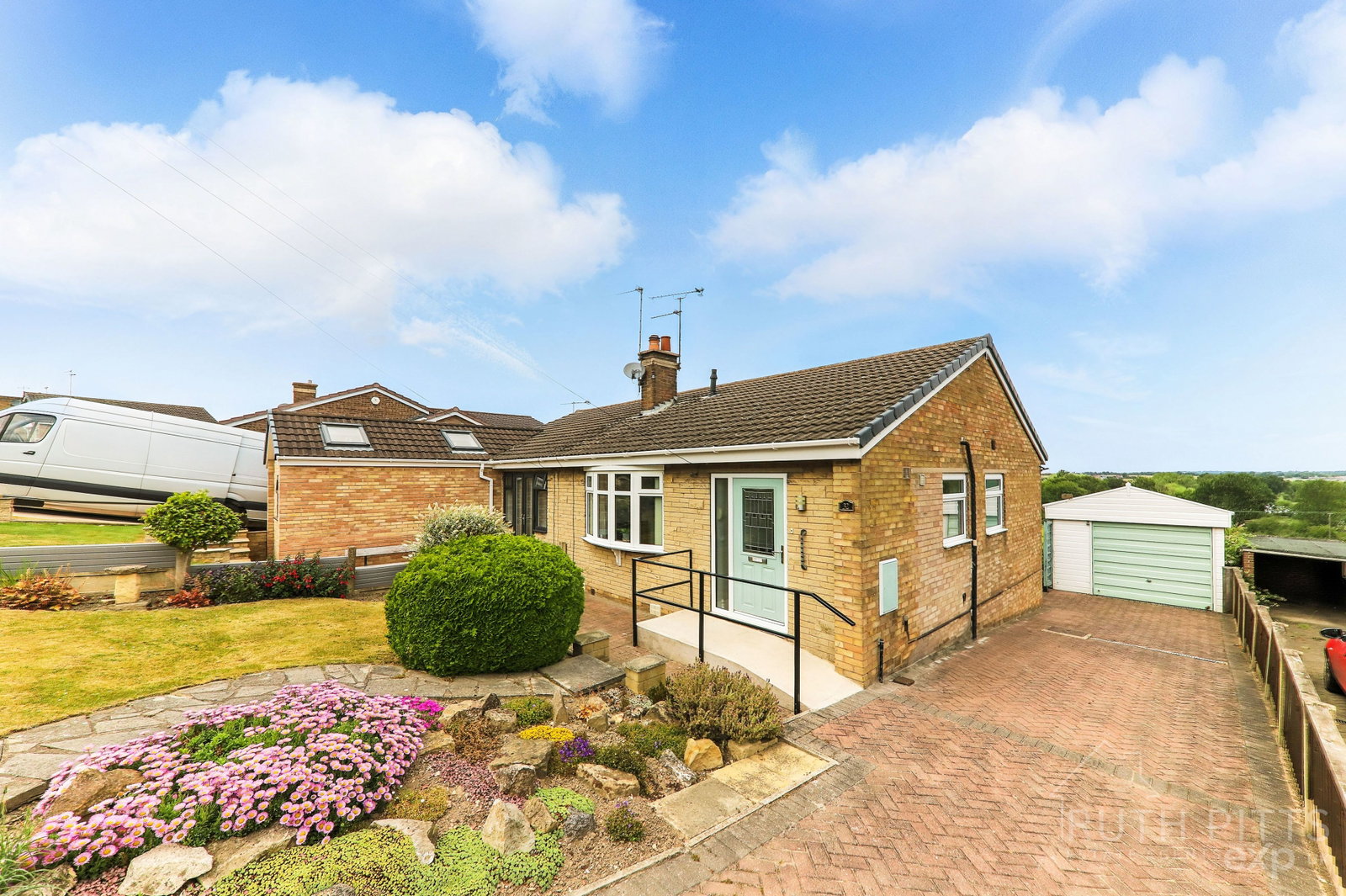 Semi Detached Bungalow in Pontefract