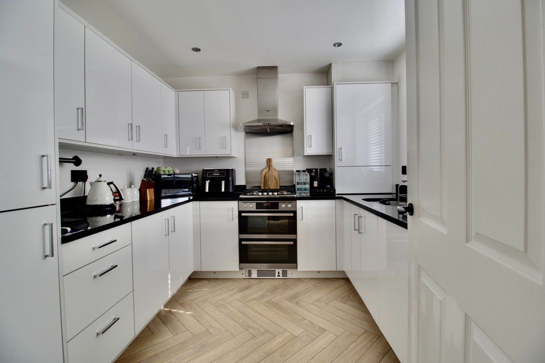 Semi Detached House in Romford