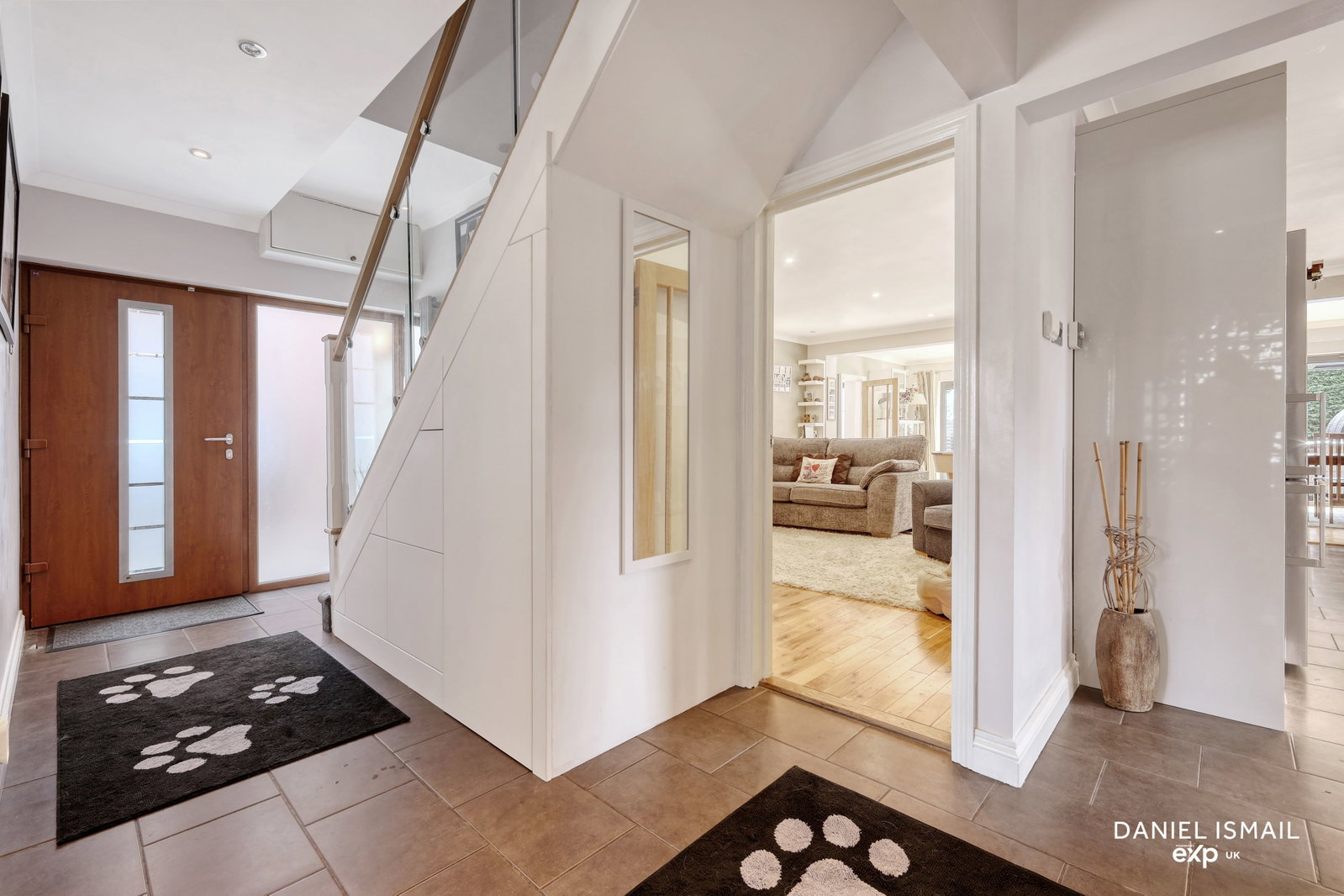 Detached House in Basildon