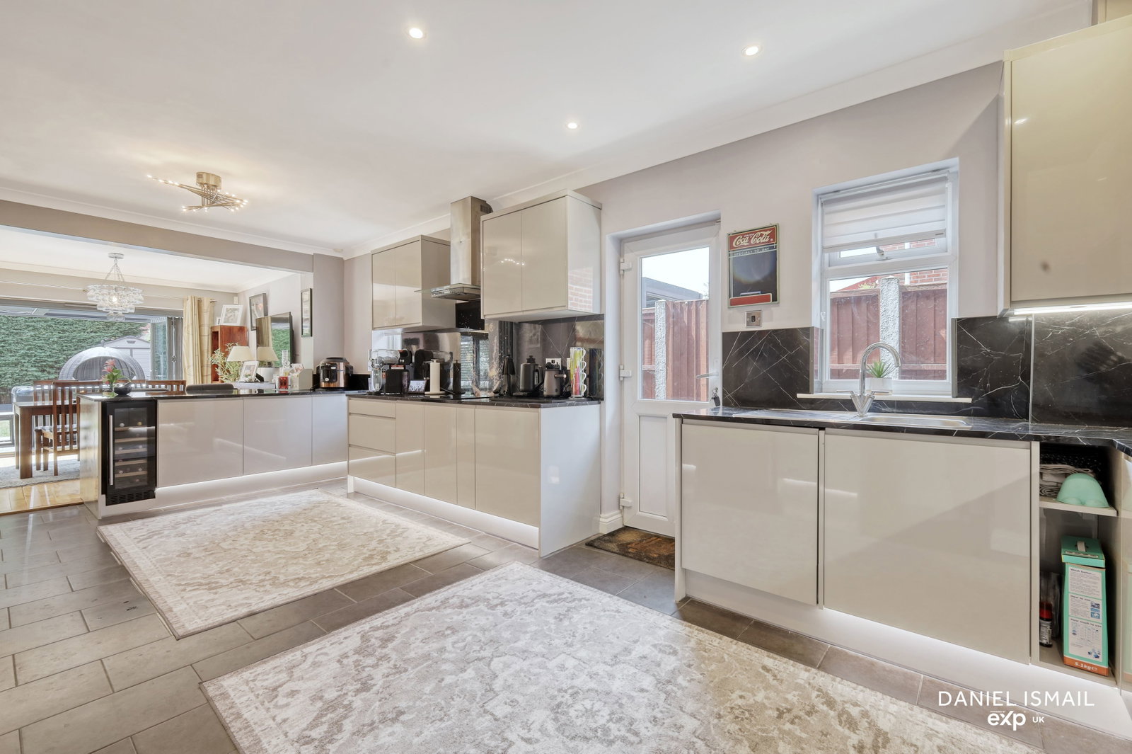 Detached House in Basildon