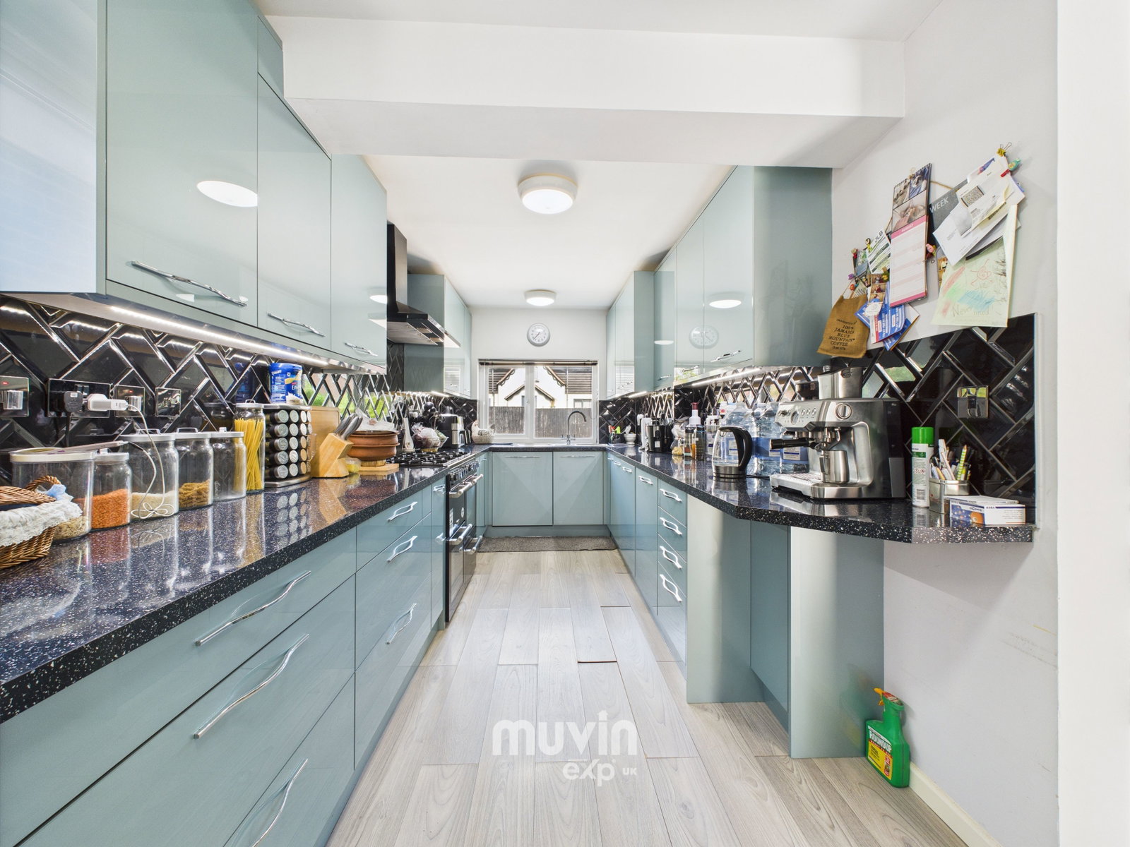 Detached House in Bishop's Stortford