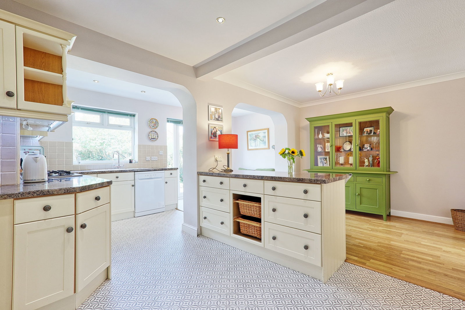 Detached House in South Ockendon