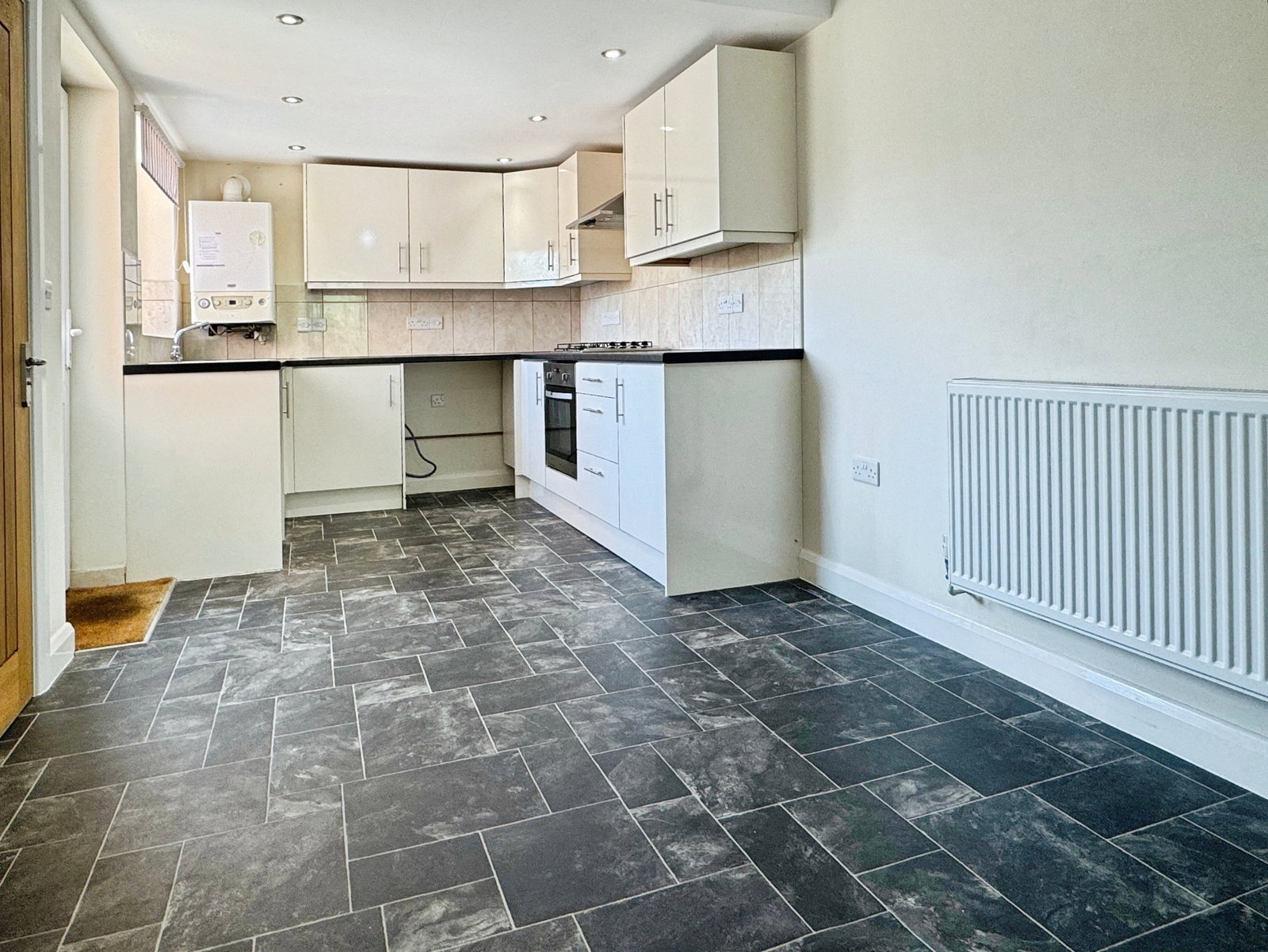 Semi Detached House in Loughborough