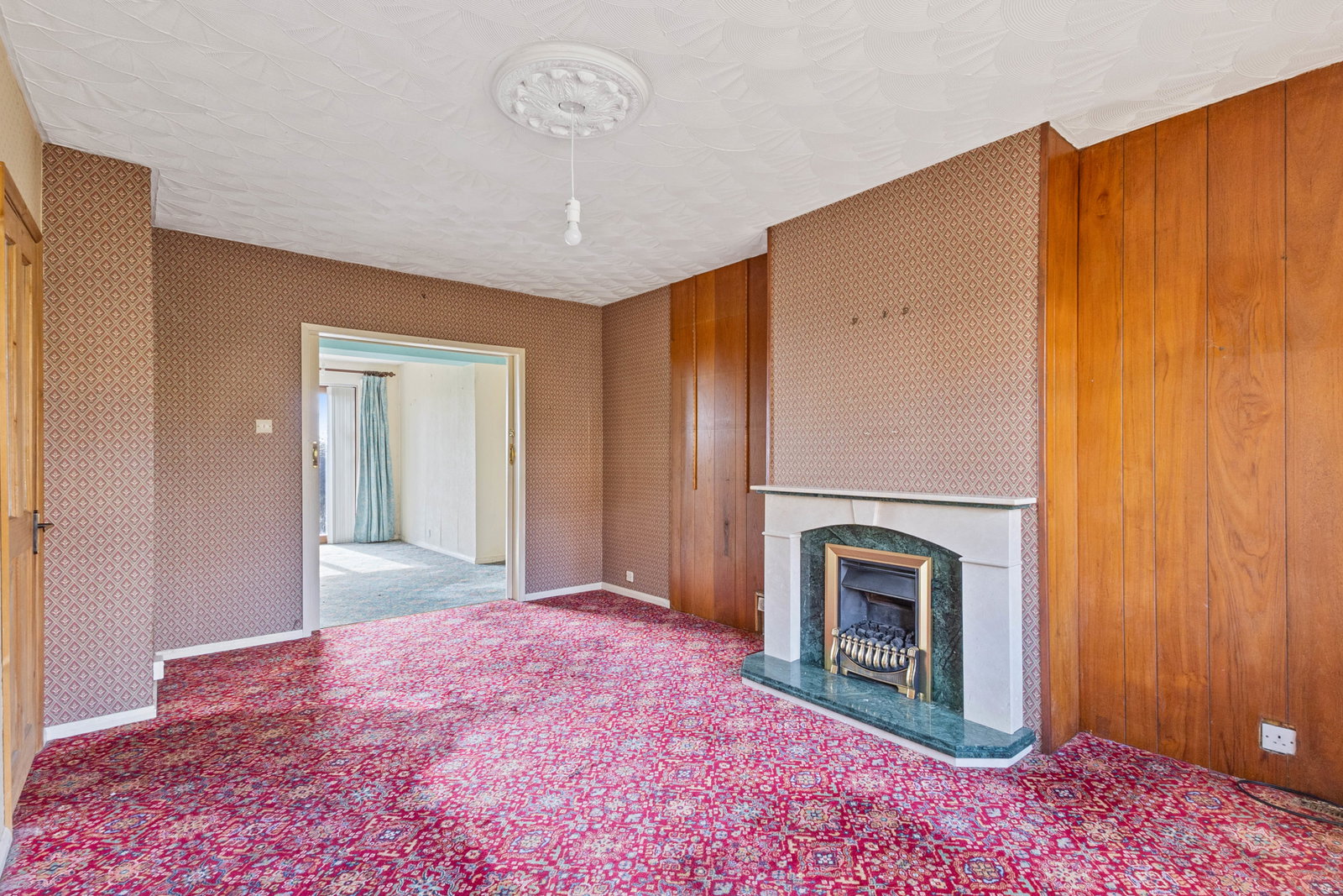 Semi Detached House in Wakefield