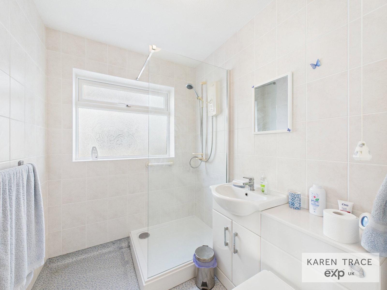 Semi Detached Bungalow in St. Austell