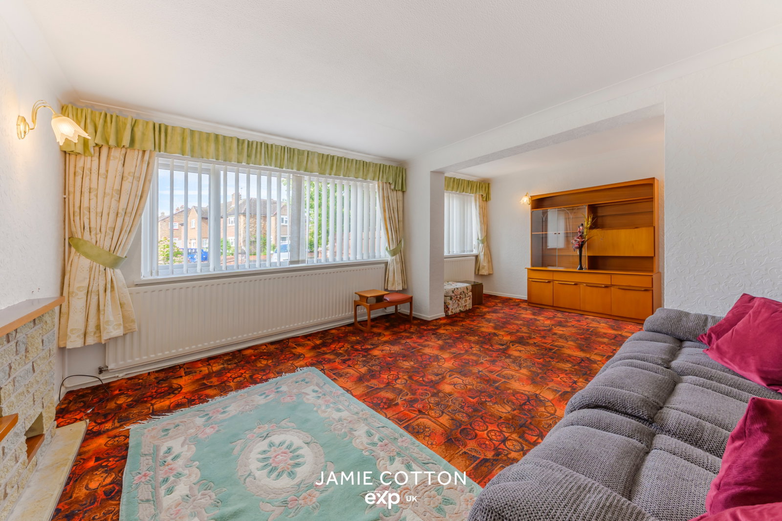 Semi Detached House in Rowley Regis