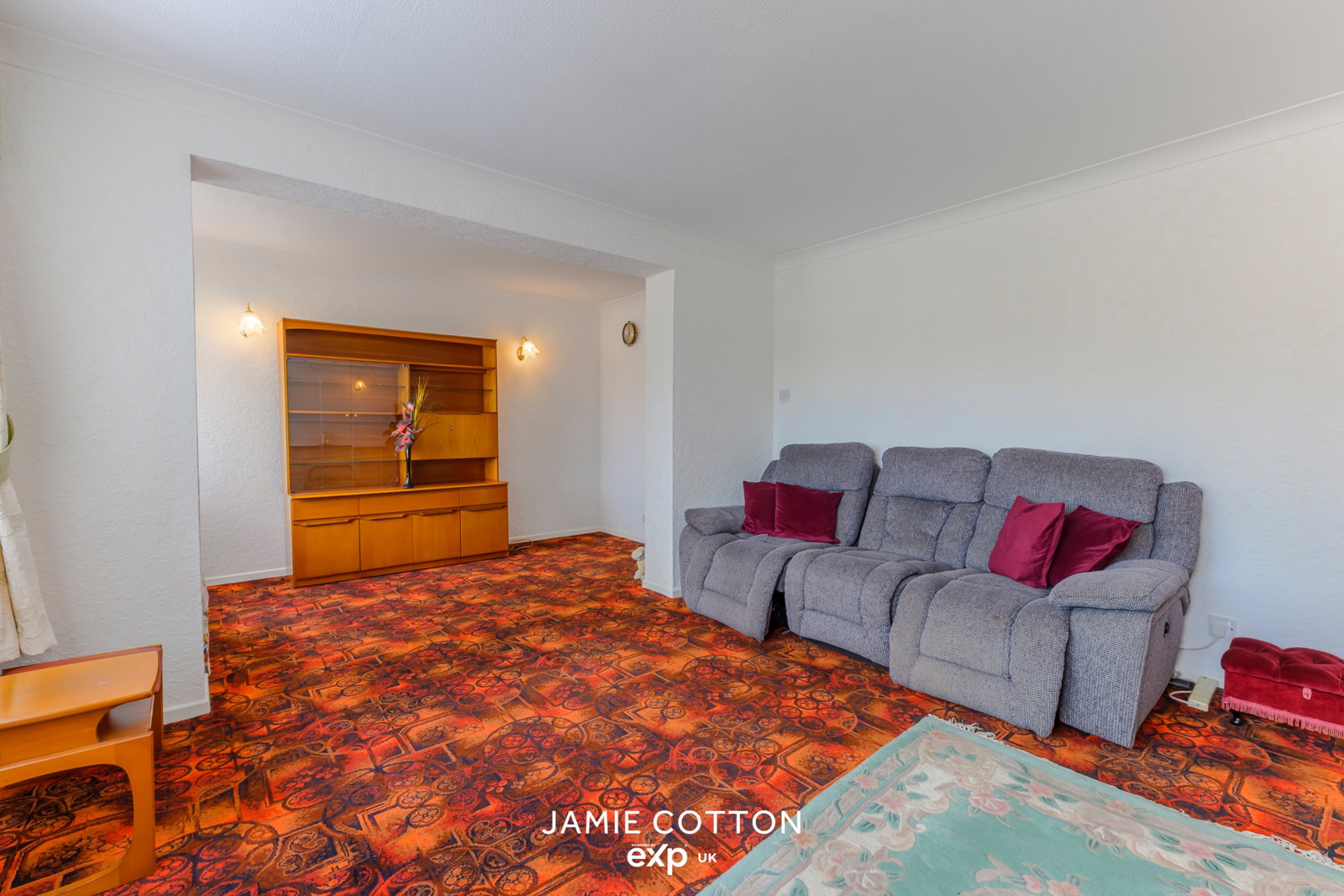 Semi Detached House in Rowley Regis