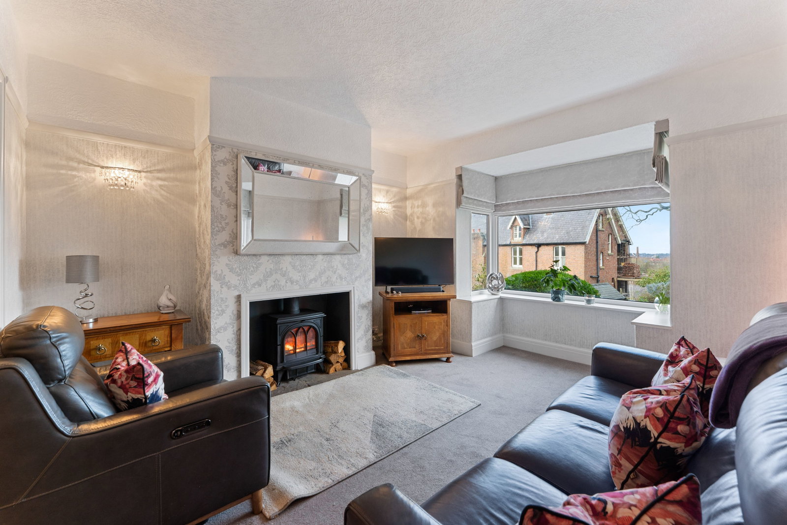 Semi Detached House in Macclesfield