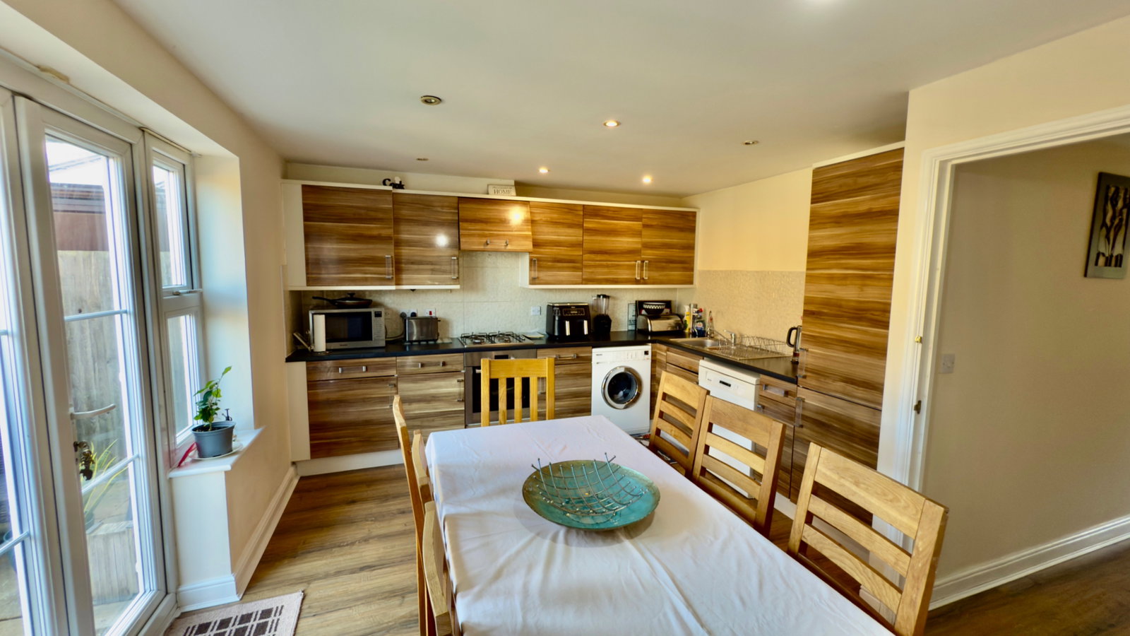 Semi Detached House in Sittingbourne
