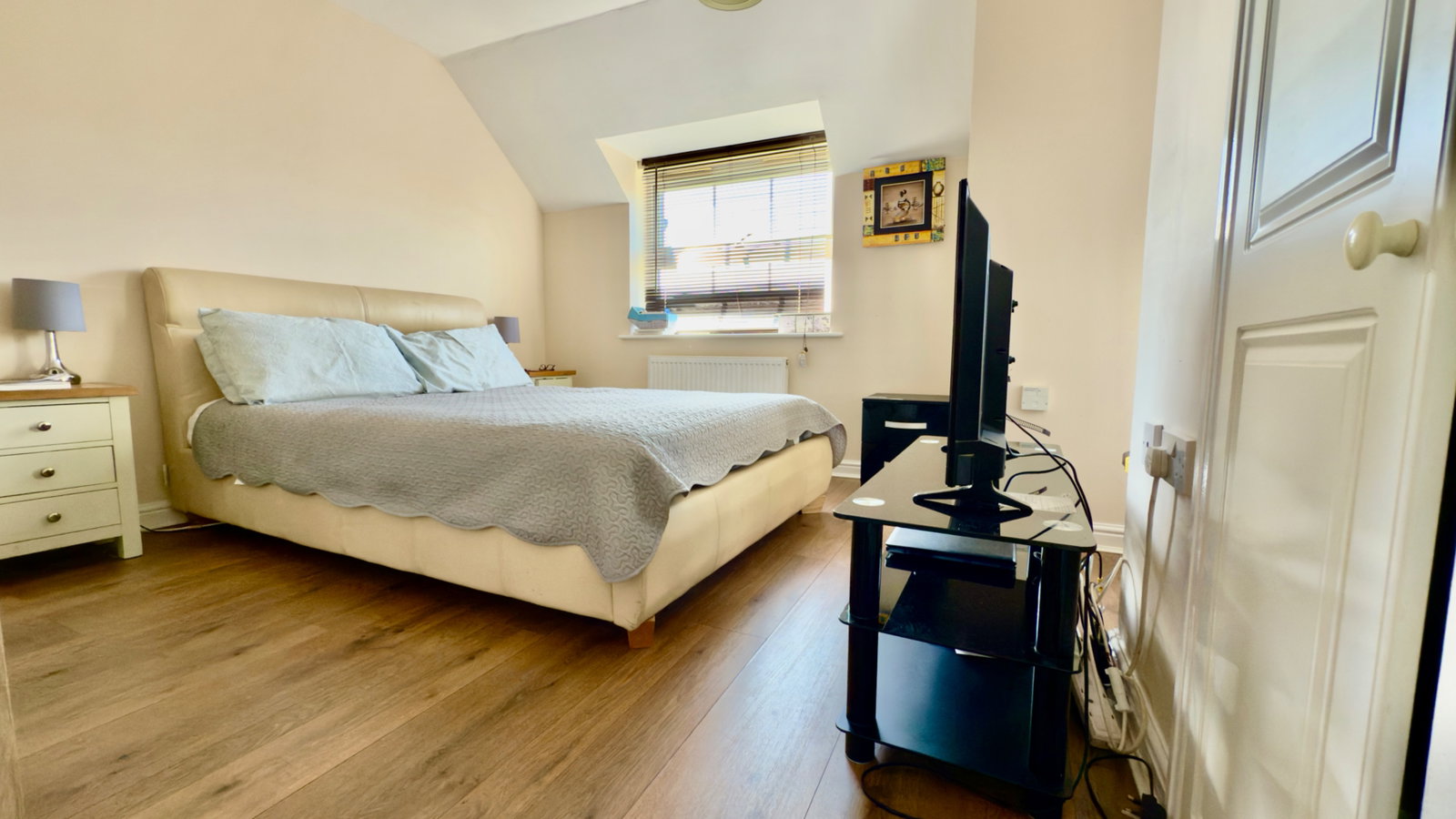Semi Detached House in Sittingbourne