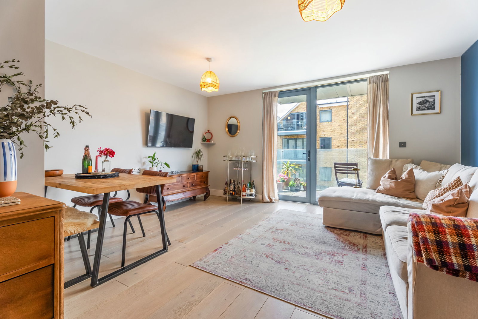 Apartment in Kingston Upon Thames