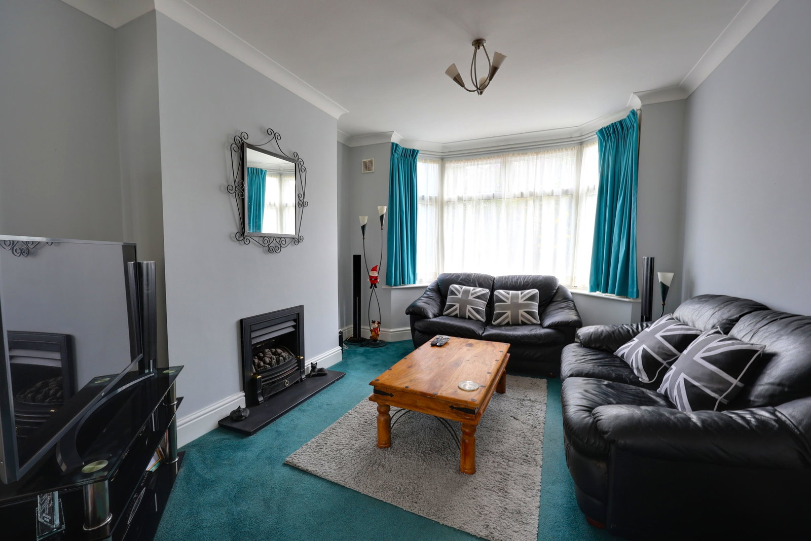 Semi Detached House in Bath