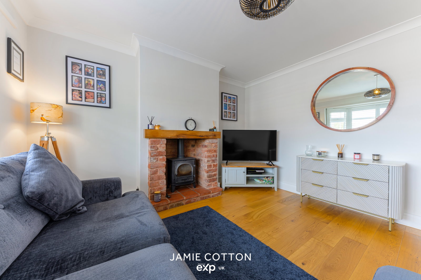Semi Detached House in Halesowen