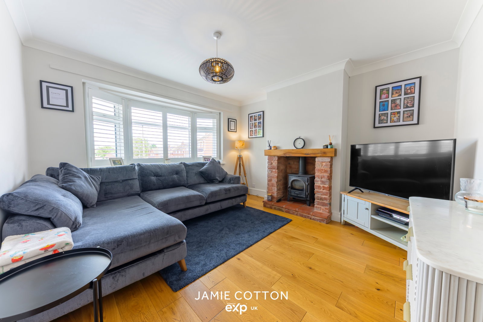 Semi Detached House in Halesowen