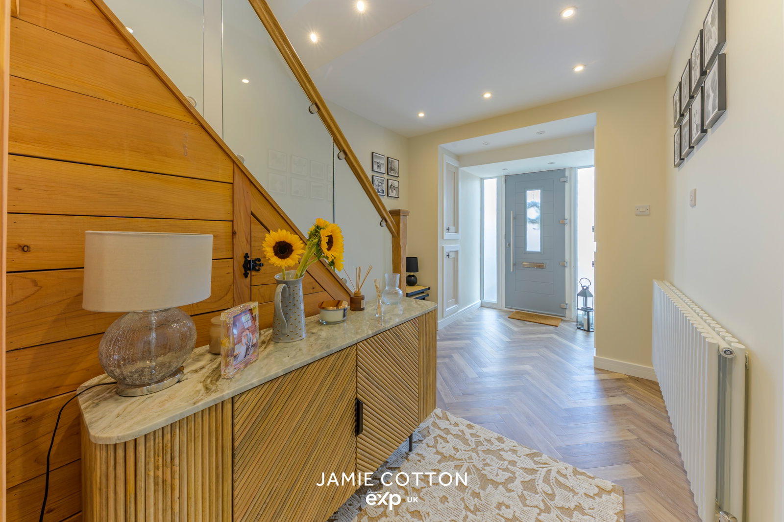 Semi Detached House in Halesowen