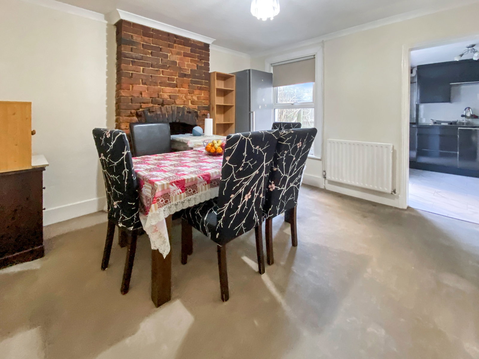 Terraced House in Ashford