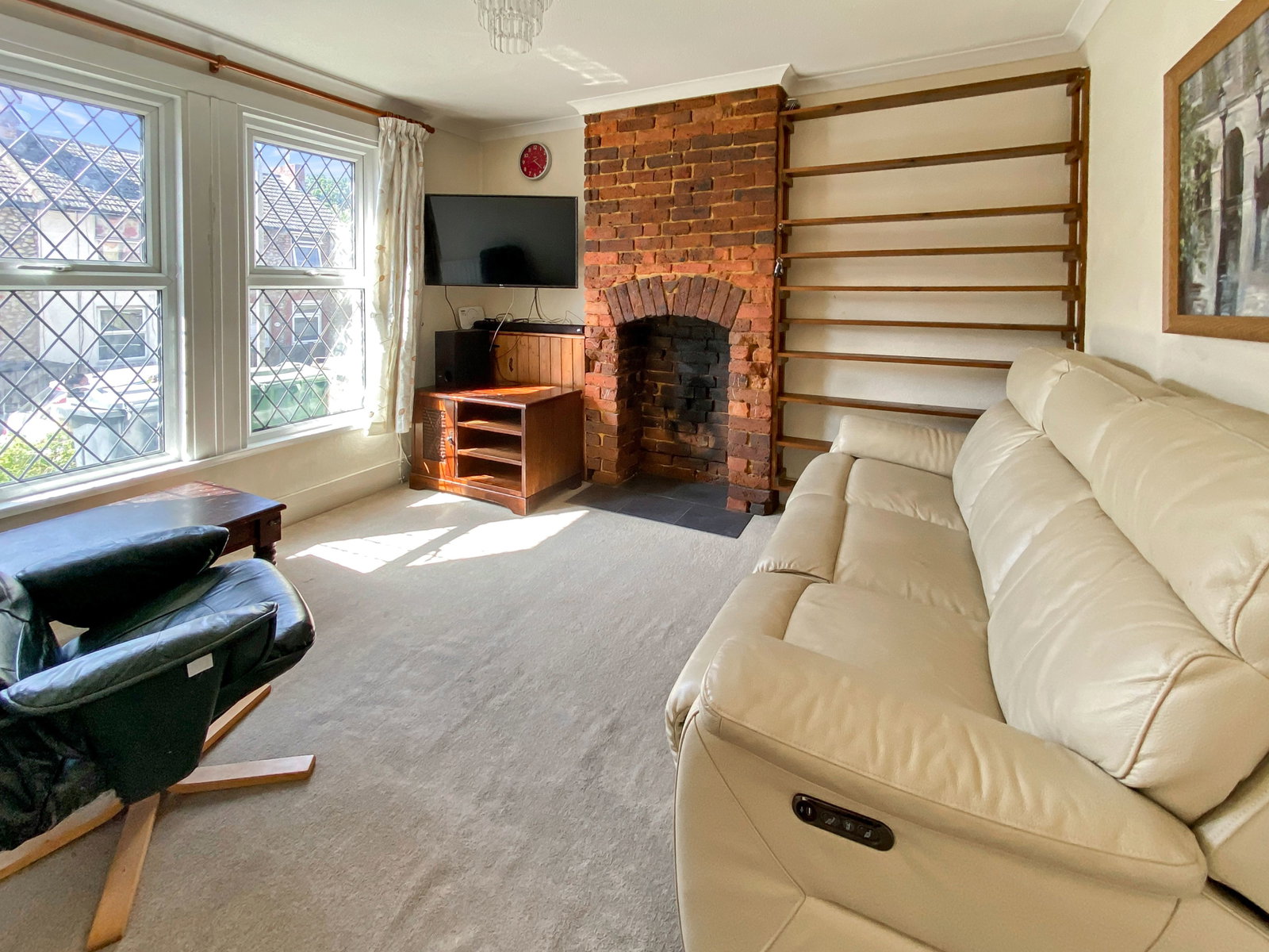 Terraced House in Ashford