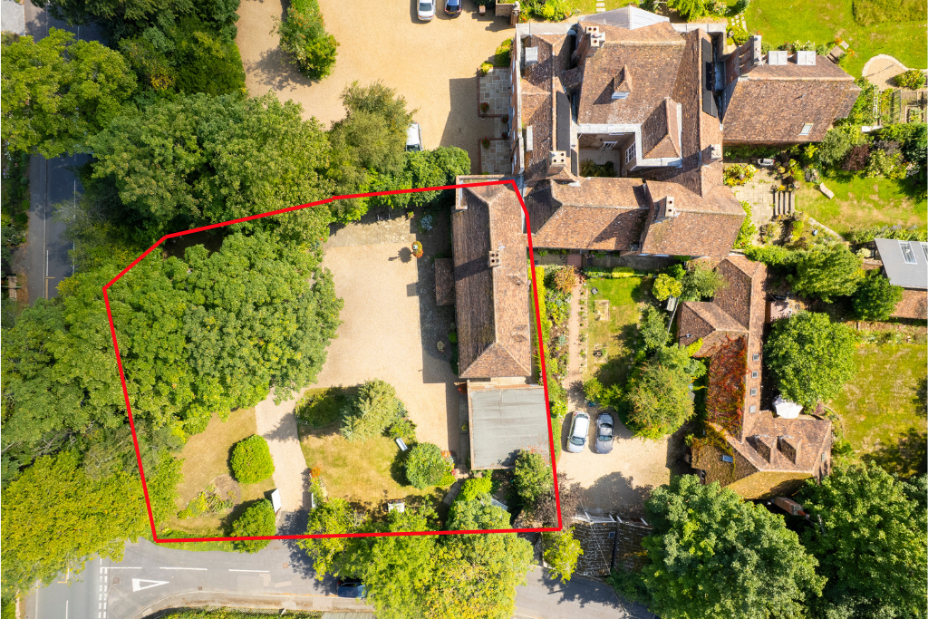 Link Detached House in Ashford