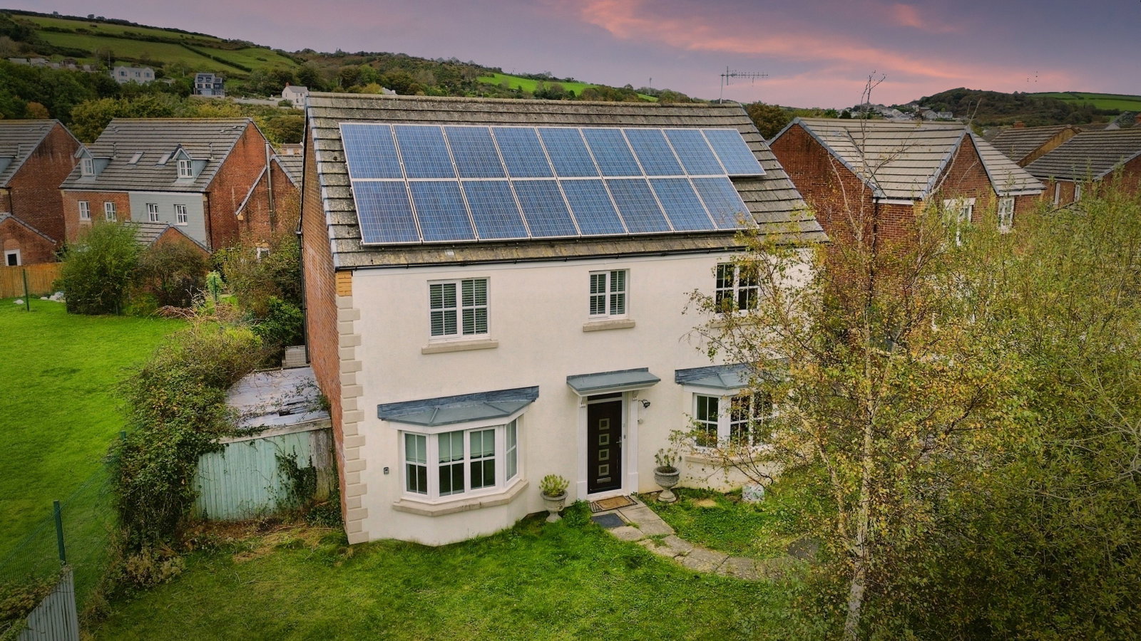 Detached House in Burry Port