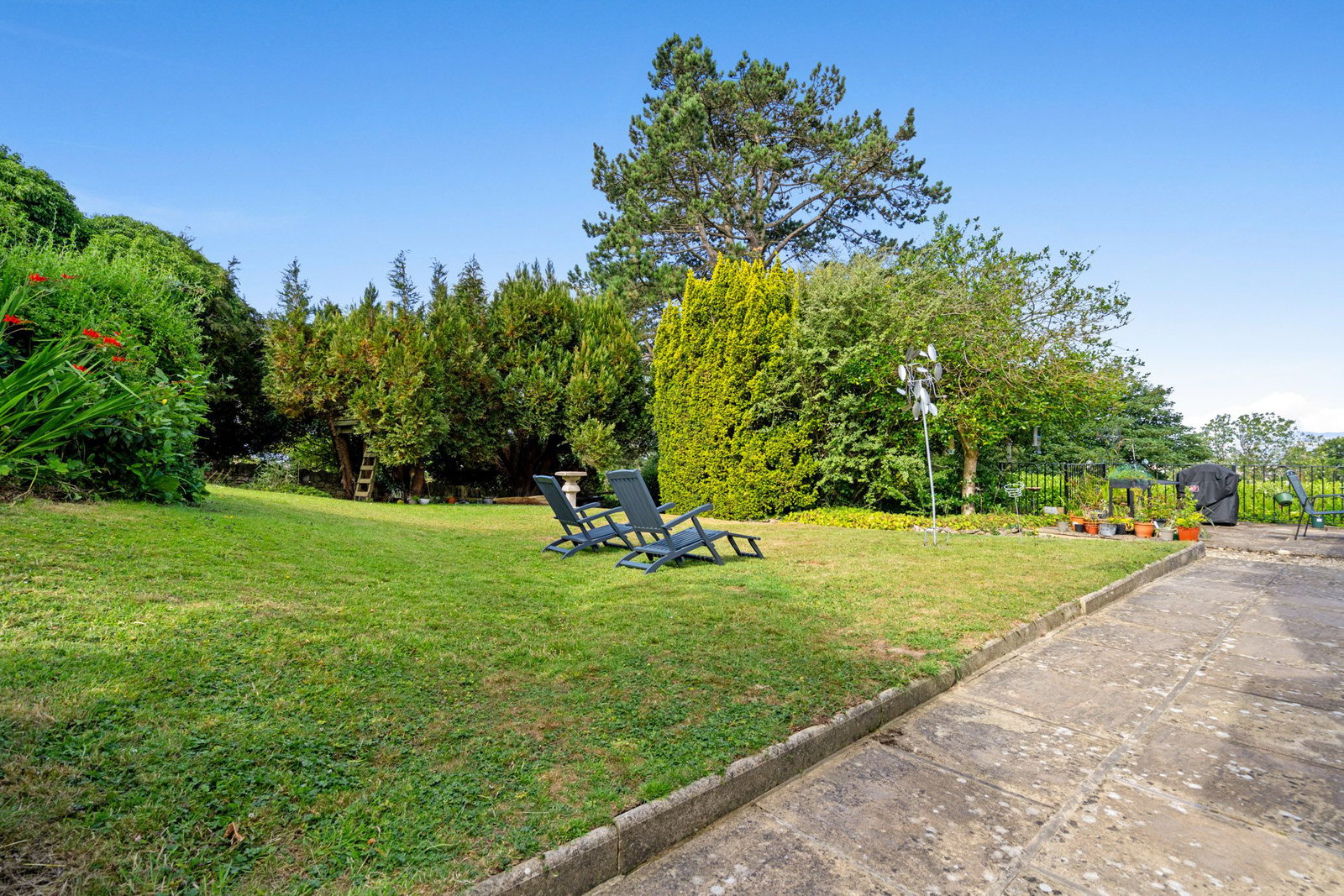 Semi Detached House in Cheltenham