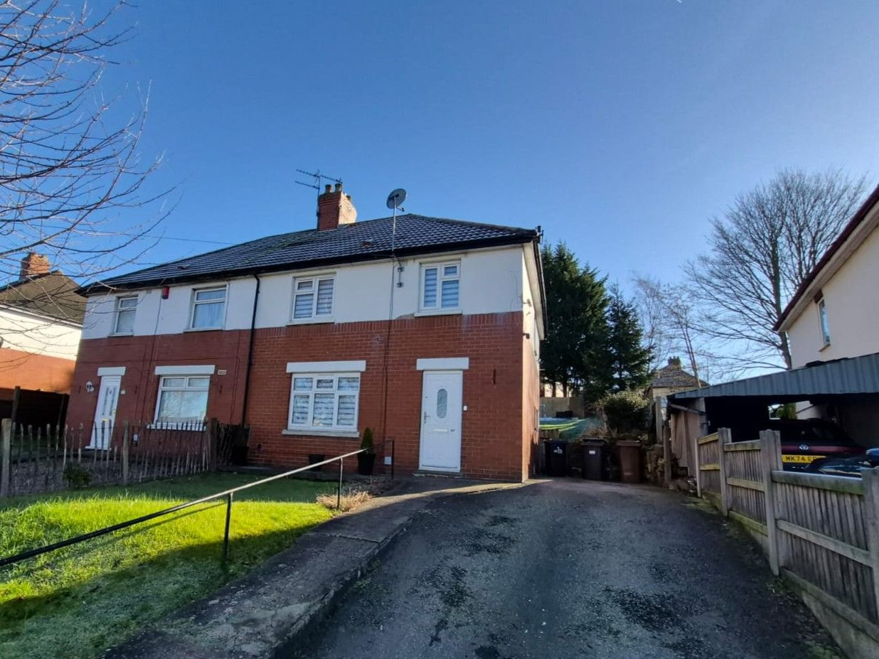 Semi Detached House in Congleton