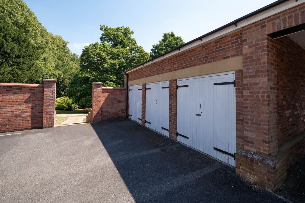 Apartment in Coalville