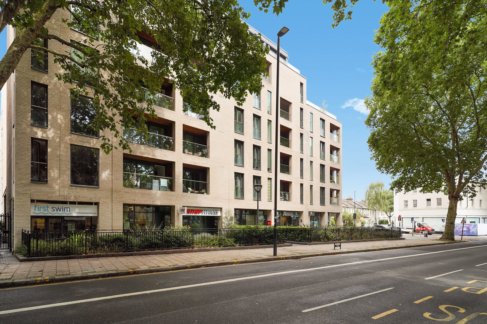 Ground Floor Flat in London